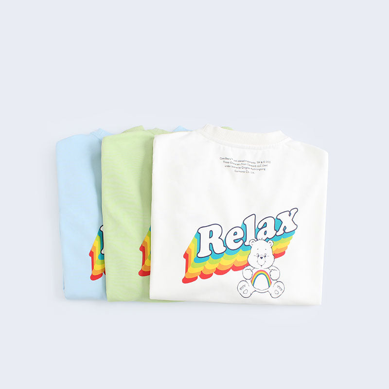 "Rainbow Relax Bear Sweatshirt" - White (XL)