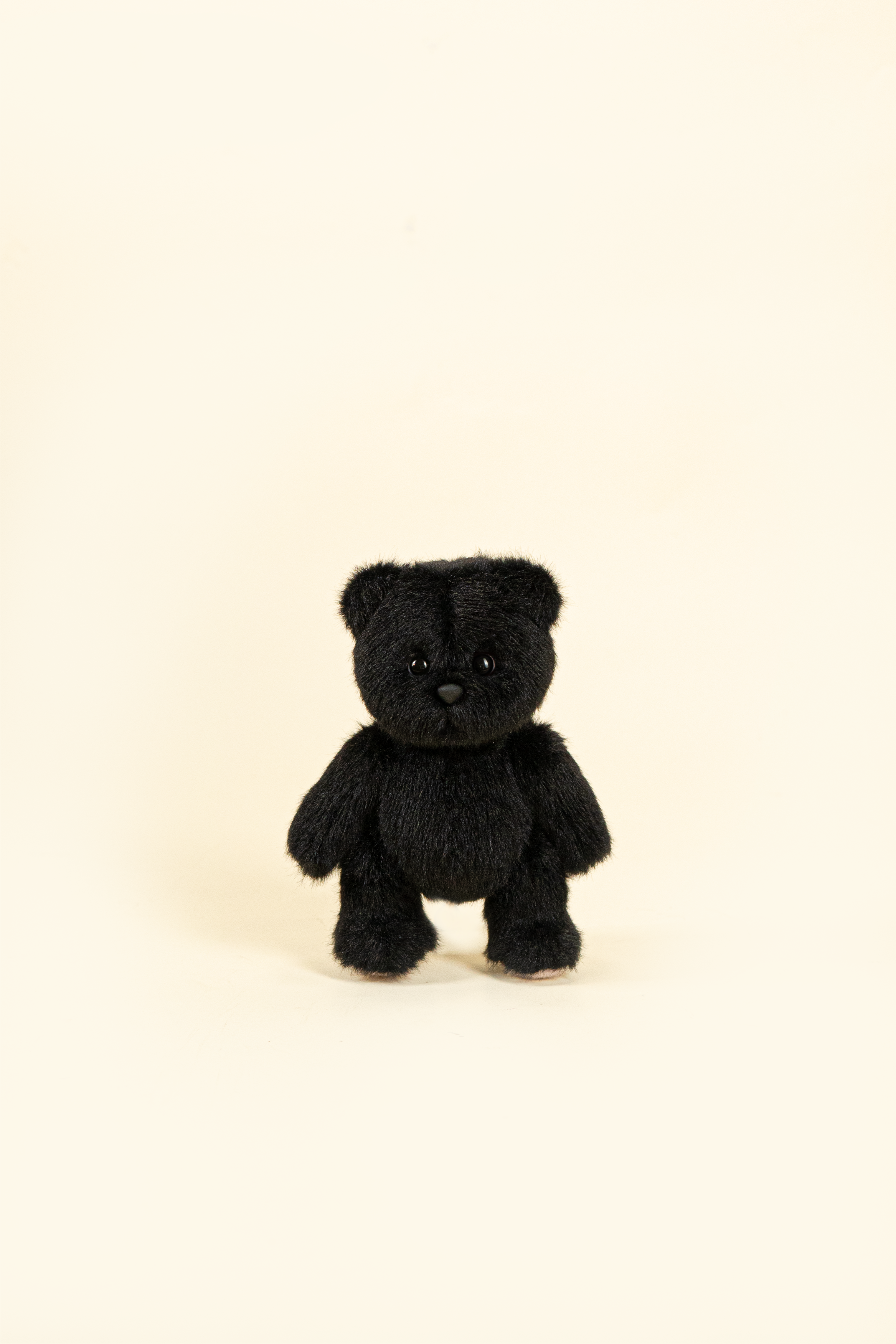 Lina Bear Short-Hair - Black (15cm)