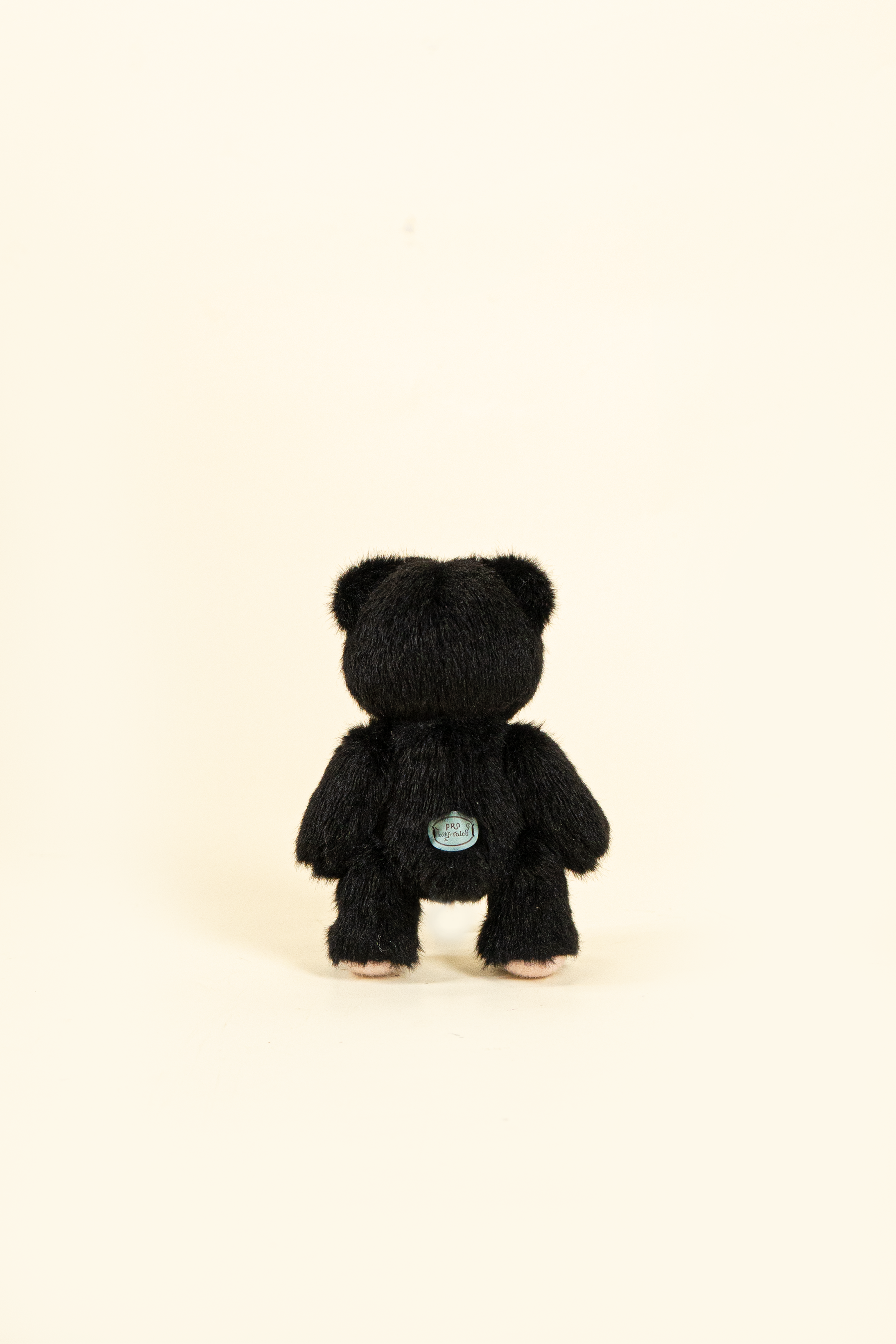 Lina Bear Short-Hair - Black (15cm)