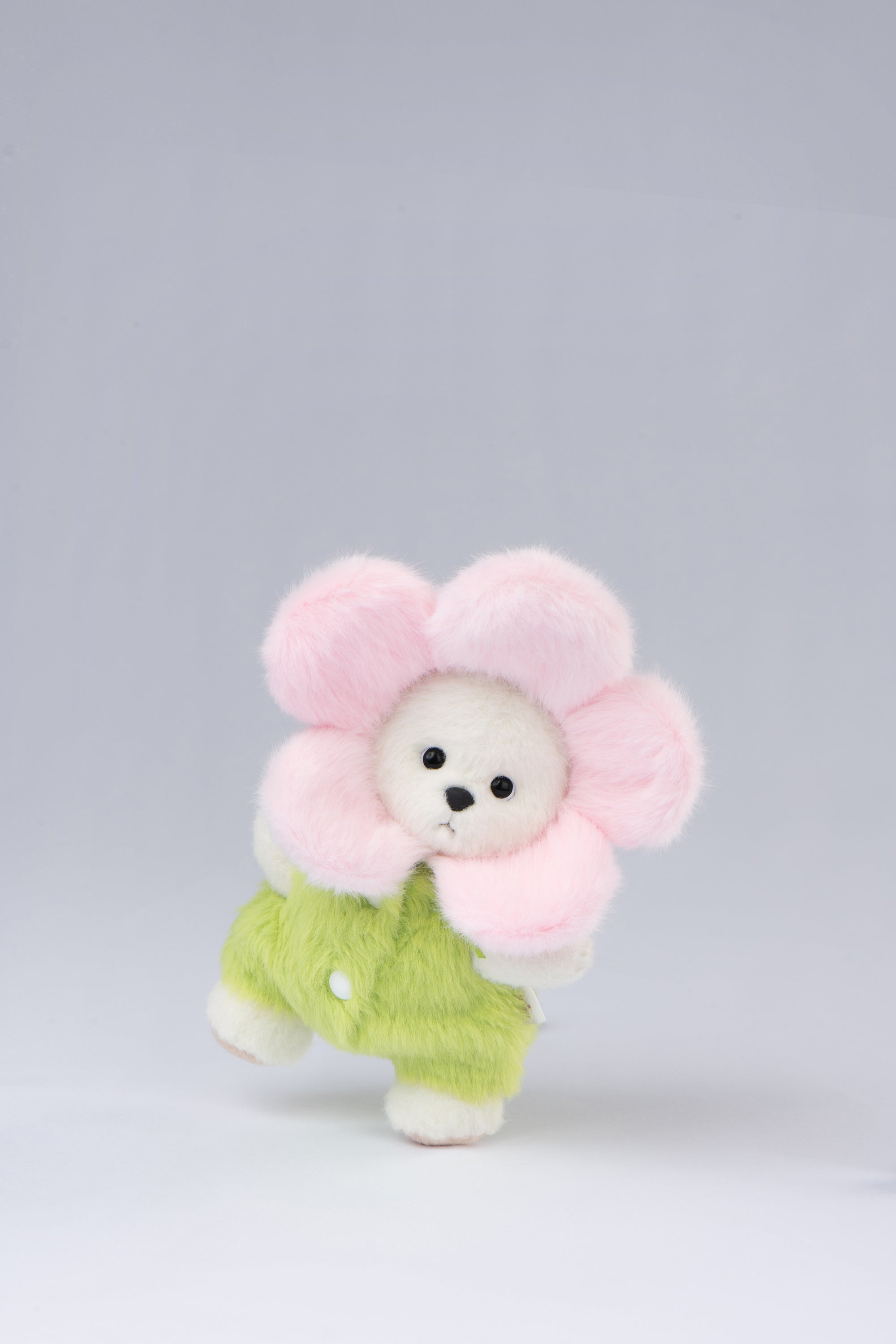 Lina Bear Flower Petal with Keychain - White (15cm)