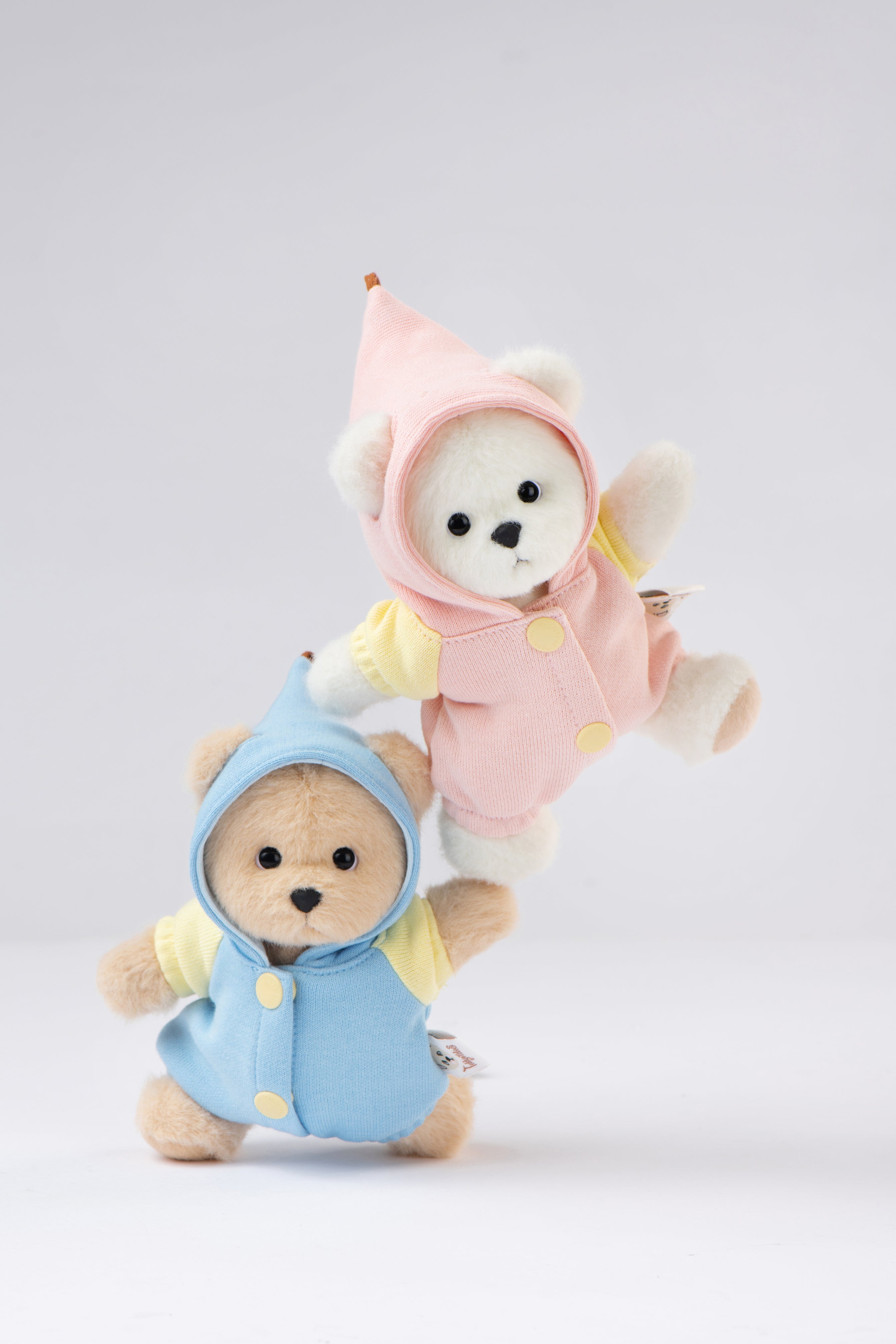 Lina Bear Strawberry Cheese Candy with Keychain - White (15cm)