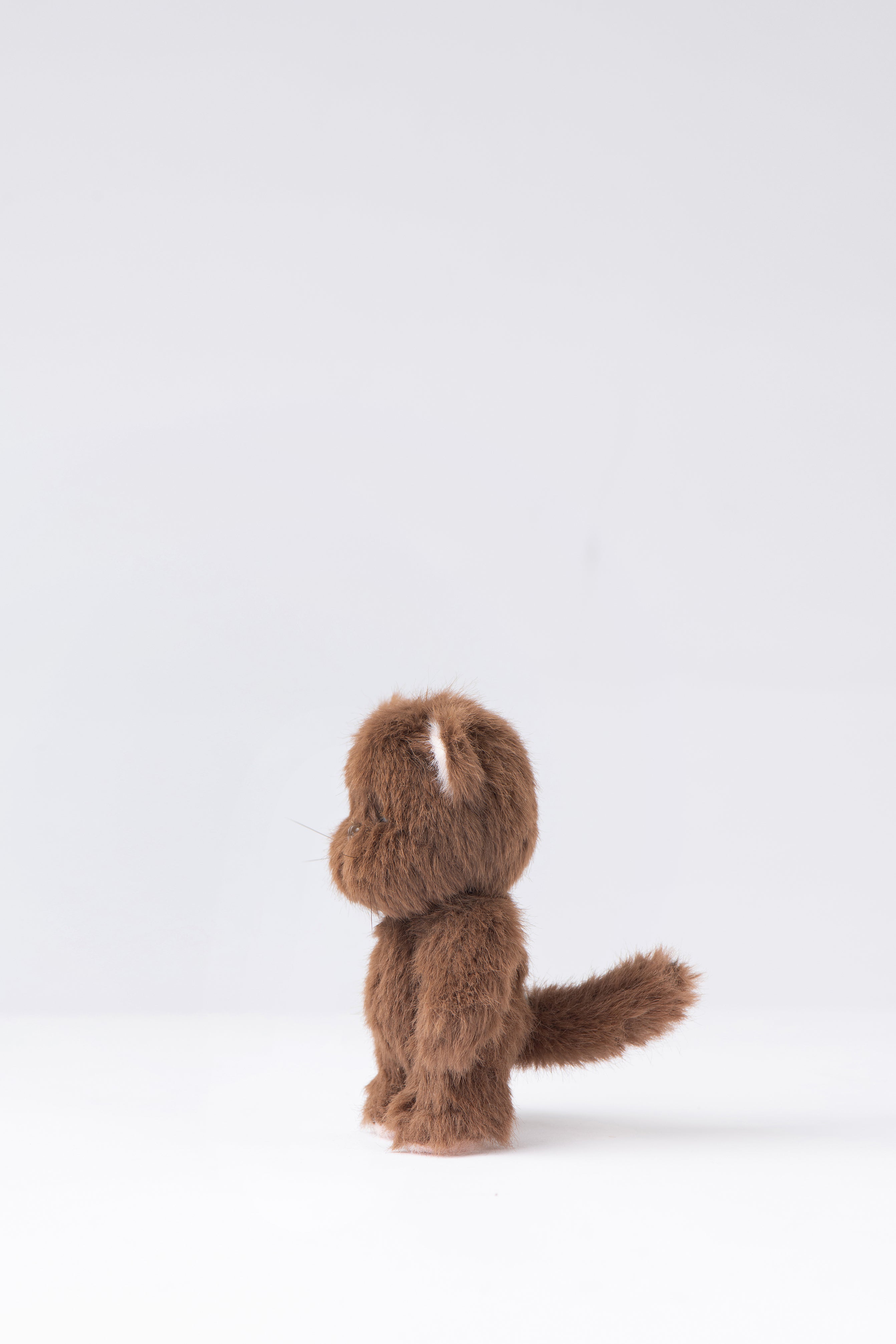 Lina Meow Khaki Cloak with Keychain - Tiramisu Brown (12cm)