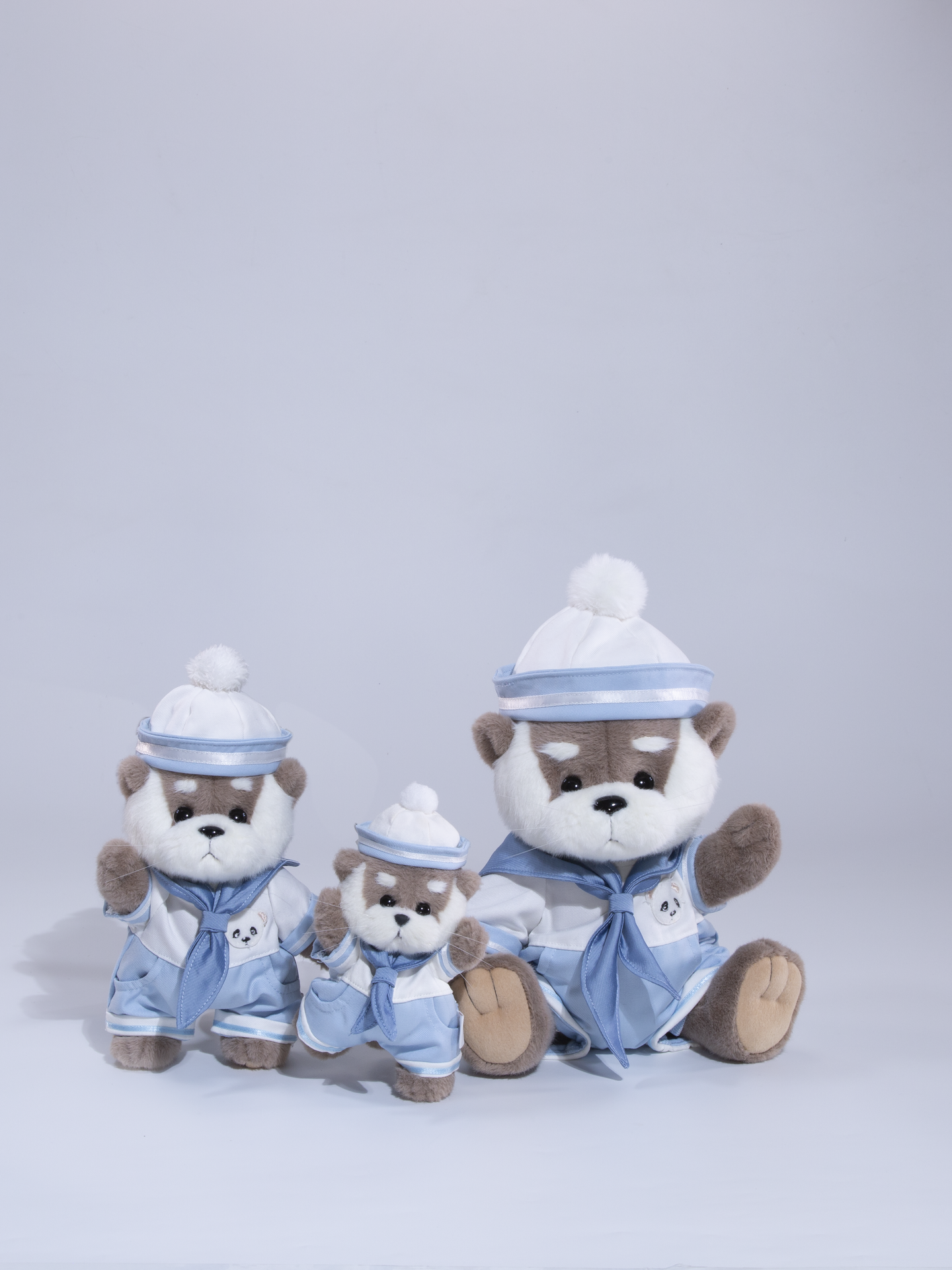 Lina Otter Oskar with Leather Strap (15cm)