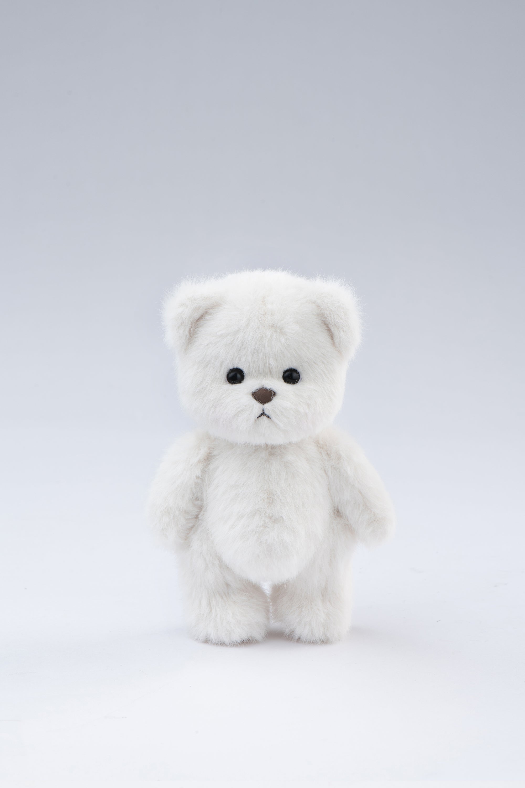 Lina Bear Long-Hair - White (20cm) v. 2025