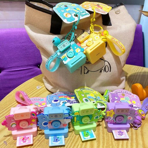 Polaroid Charm Keychain - Share Bear