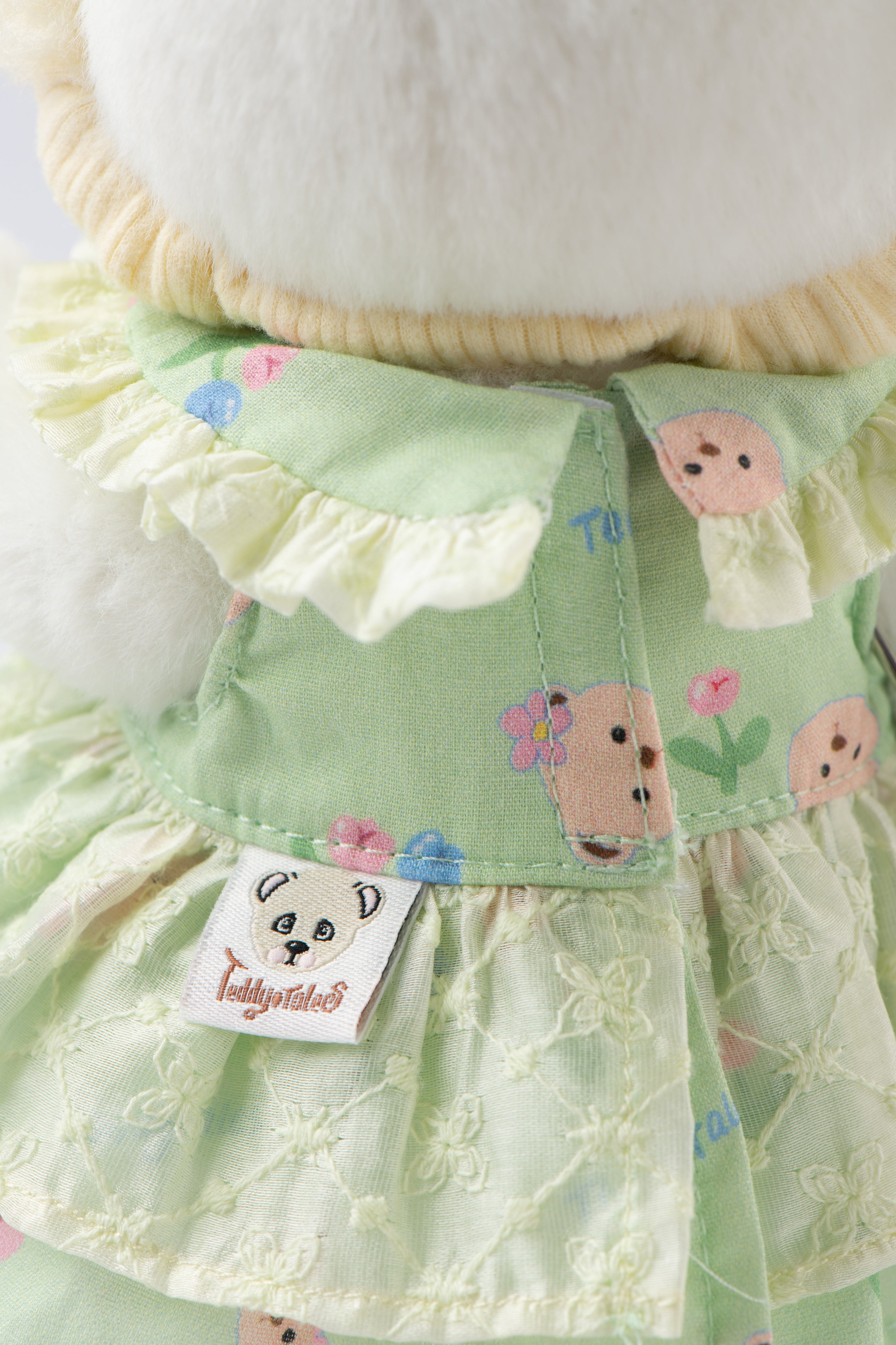 Green Lily Dress - Outfit (20cm)